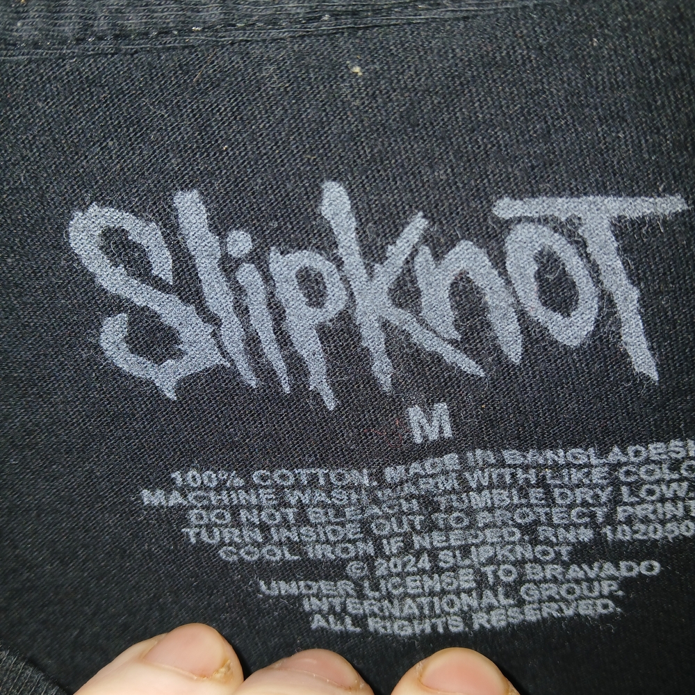 Slipknot Black Graphic Tee - Picture 3 of 4